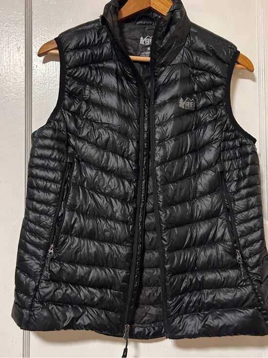 REI Jackets & Blazers - REI Down Packable Puffer Vest Black Full Zip Women's Medium